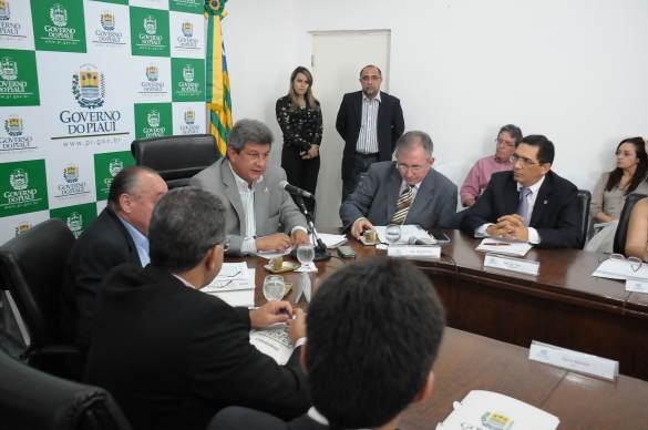 reunião secretários e governador corte